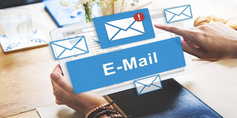 Gửi về hộp thư email hỗ trợ khách hàng tại hệ thống
